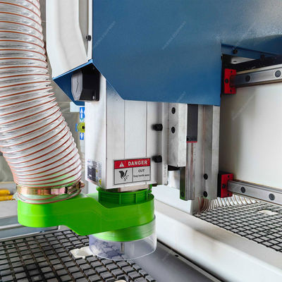 Enrutador CNC de tallado de madera de 1700 kg de peso con funciones de perforación y taladrado horizontales