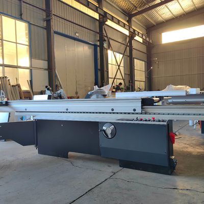 Serratura de precisión horizontal de panel de trabajo pesado para la carpintería Duración máxima de corte 3200 mm