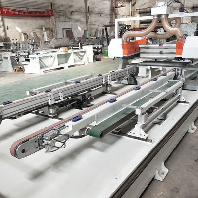 Máquina de corte circular de cuatro lados para paneles de puertas de madera en fábricas de muebles