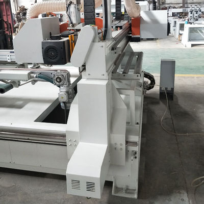 Máquina de corte circular de cuatro lados para paneles de puertas de madera en fábricas de muebles