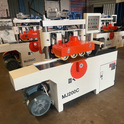 Serradura de cuerdas transportadoras de material corto de hoja múltiple totalmente automática para maquinaria de trabajo de madera
