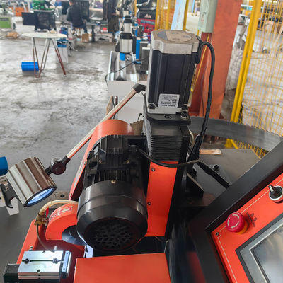 Tiendas de materiales de construcción PM1160 Maquina automática de molienda para la madera