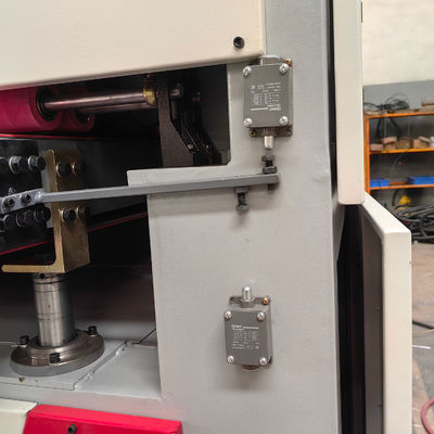 Fabricación industrial de carpintería Máquina de desmontaje de metal de cinturón ancho para molienda de precisión