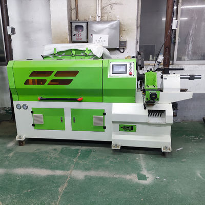 Máquina de torneado de torno de madera CNC versátil para carpintería con longitud girada de 750 mm