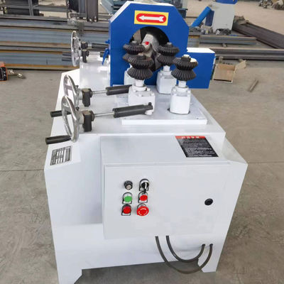 1.1KW Motor de alimentación MC90100B Máquina de procesamiento de barras redondas para la producción