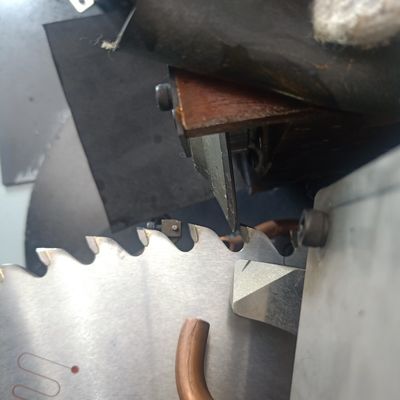 Máquina automática de rectificación de cuchillas circulares de aleación CNC para afilar la parte superior y la cara