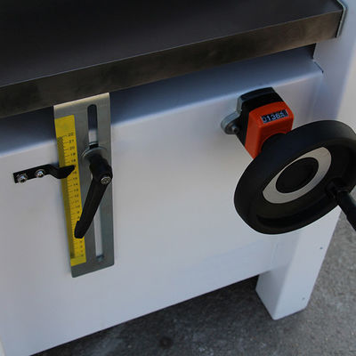 300C Máquina de combinación multifuncional para el espesor del planador de madera a un precio asequible