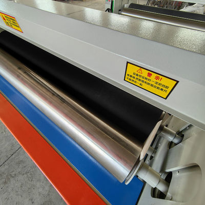 2.2kW de potencia Doble rodillo de propagación de pegamento para la máquina de propagación de pegamento de madera contrachapada de 1300 mm