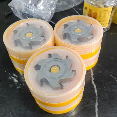 Cortador de fresado ligero para herramienta de madera totalmente automática Centro de mecanizado CNC