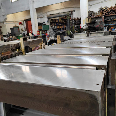 5.5kw Espindle de fondo de doble lado del planador de espesor para el procesamiento de la madera de trabajo pesado