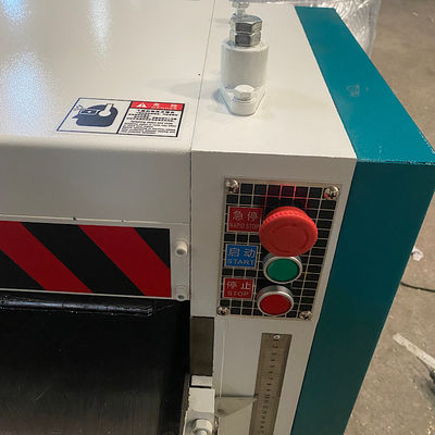 Máquina de planado de cinta transportadora de lado único multifuncional para talleres de materiales de construcción