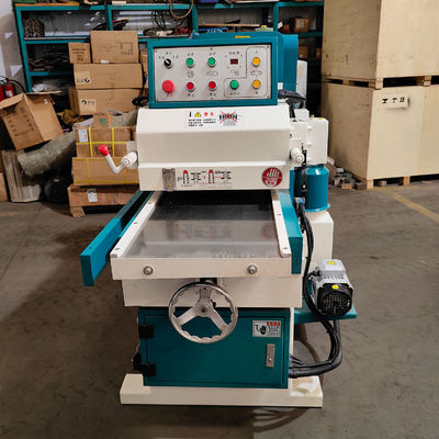 Planificación de la superficie de madera sólida MBZ524A Máquina de planificación automática de alimentación de doble eje
