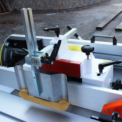Máquina de combinación de trabajo de madera con husillo C300 para cortar madera en mesas de 300x1500 mm