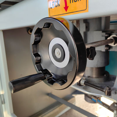 Max. espesor de trabajo 120 mm MX5117B moldeador de husillo de madera para la madera profesional
