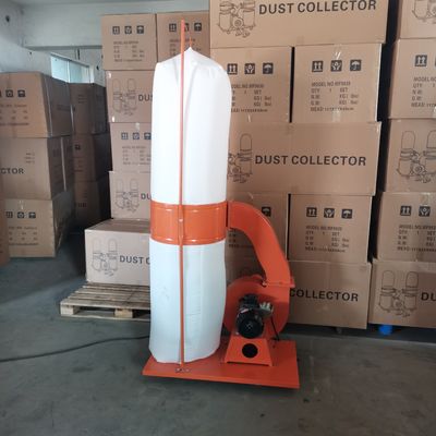 Recolector eléctrico de polvo de madera para la carpintería 930*500*2050mm Tamaño general y tamaño del embalaje