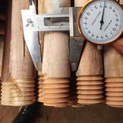 Máquina de fabricación de manguera de escoba de madera profesional con tornillo de 4,3 mm Potencia kW 3.5