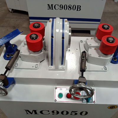 Línea de producción automática Barra redondeadora de barras de limpieza de madera para escobas de martillo de palo redondo