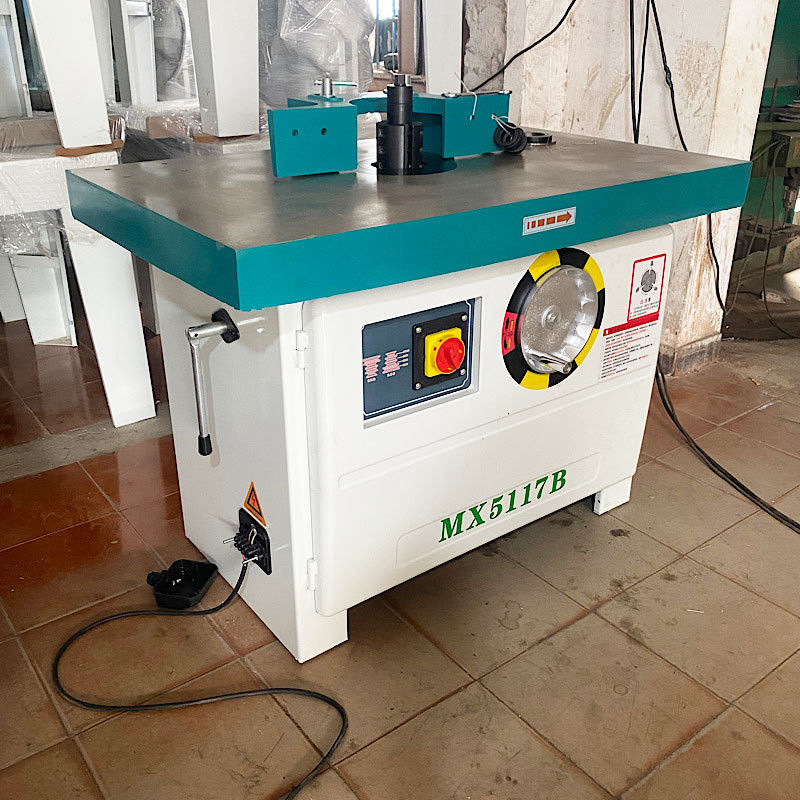 Máquina de fresado de mesa vertical para la carpintería con espesor de trabajo máximo de 120 mm