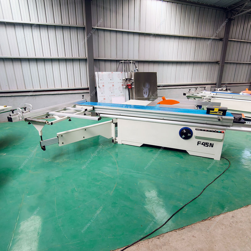 3200*425mm Mesa corredera longitud * anchura F45N Trabajo de madera CNC de precisión de 45 grados