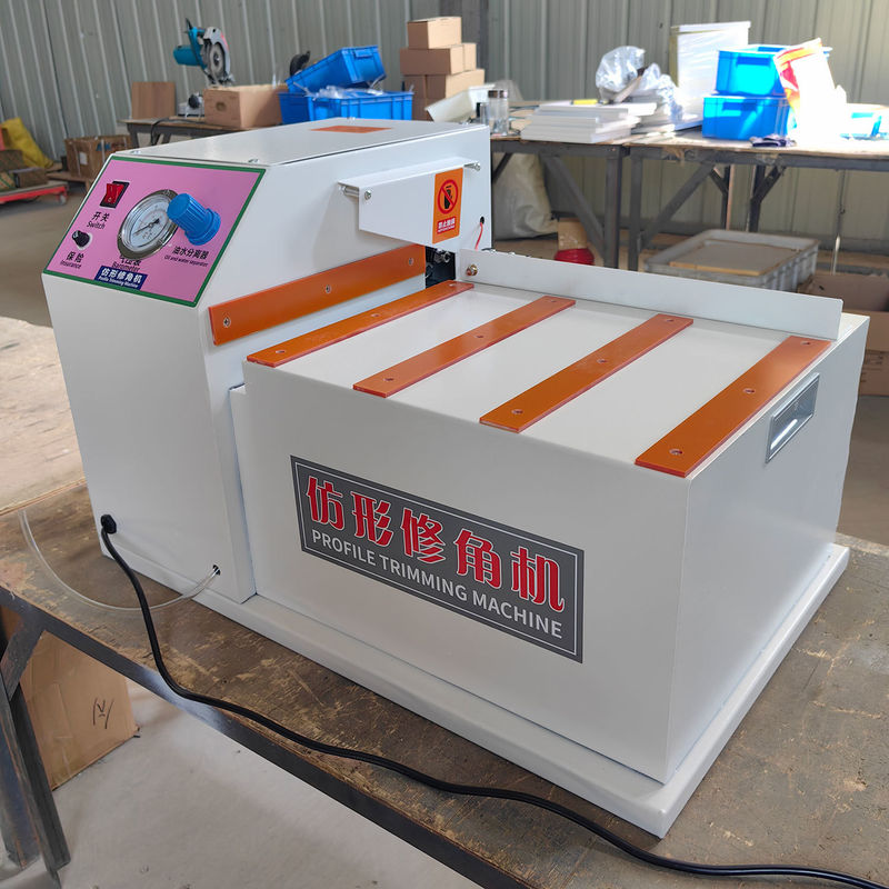 PF30 Máquina de recorte de perfiles pequeños para muebles de paneles