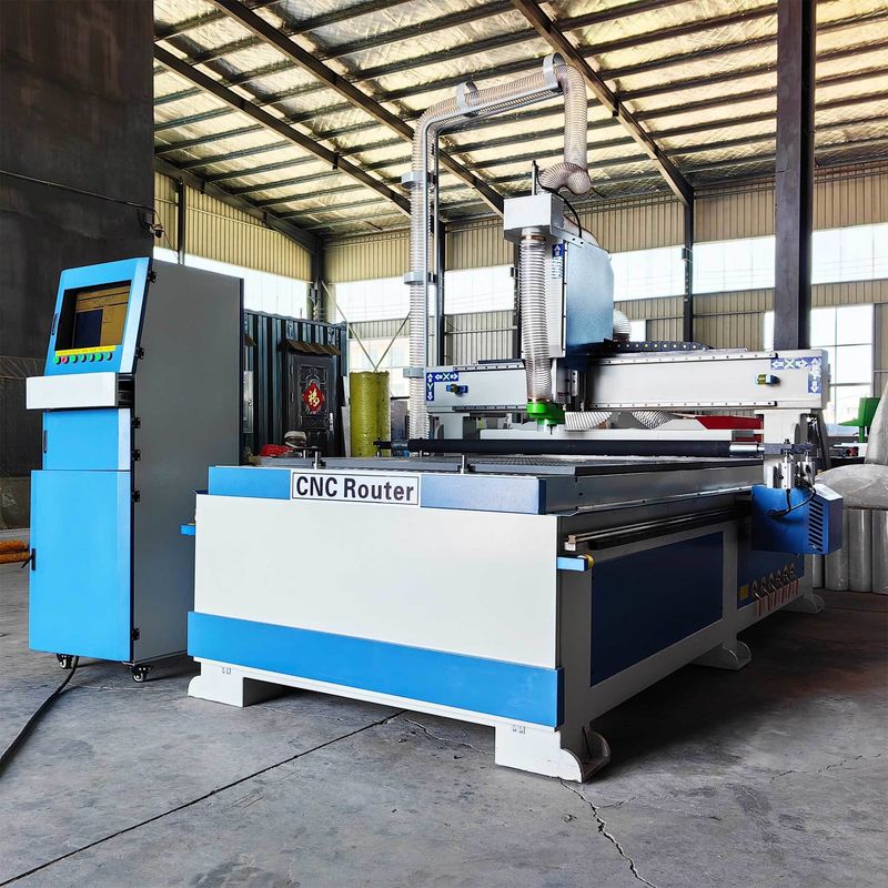 Máquina de encaminamiento CNC de alta precisión de 4 ejes 3 ejes de madera para corte de grabado de perforación