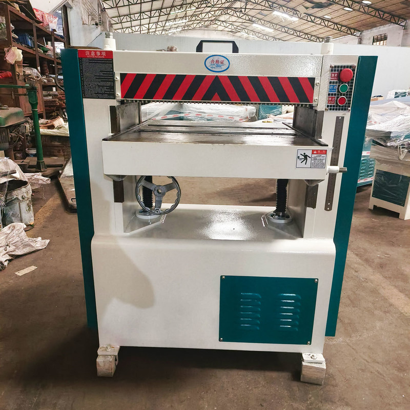MB106 Alta eficiencia Automático de 4kw de potencia para la madera para el trabajo pesado