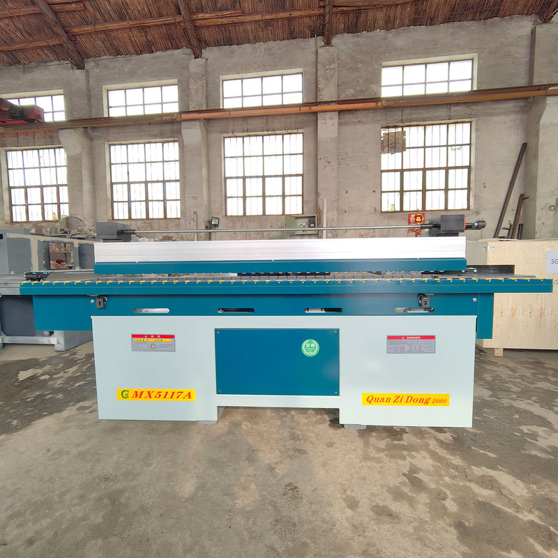 Máquina de trabajo de madera Moldeador automático de husillo para moldear madera Potencia 4kW Peso 600kg